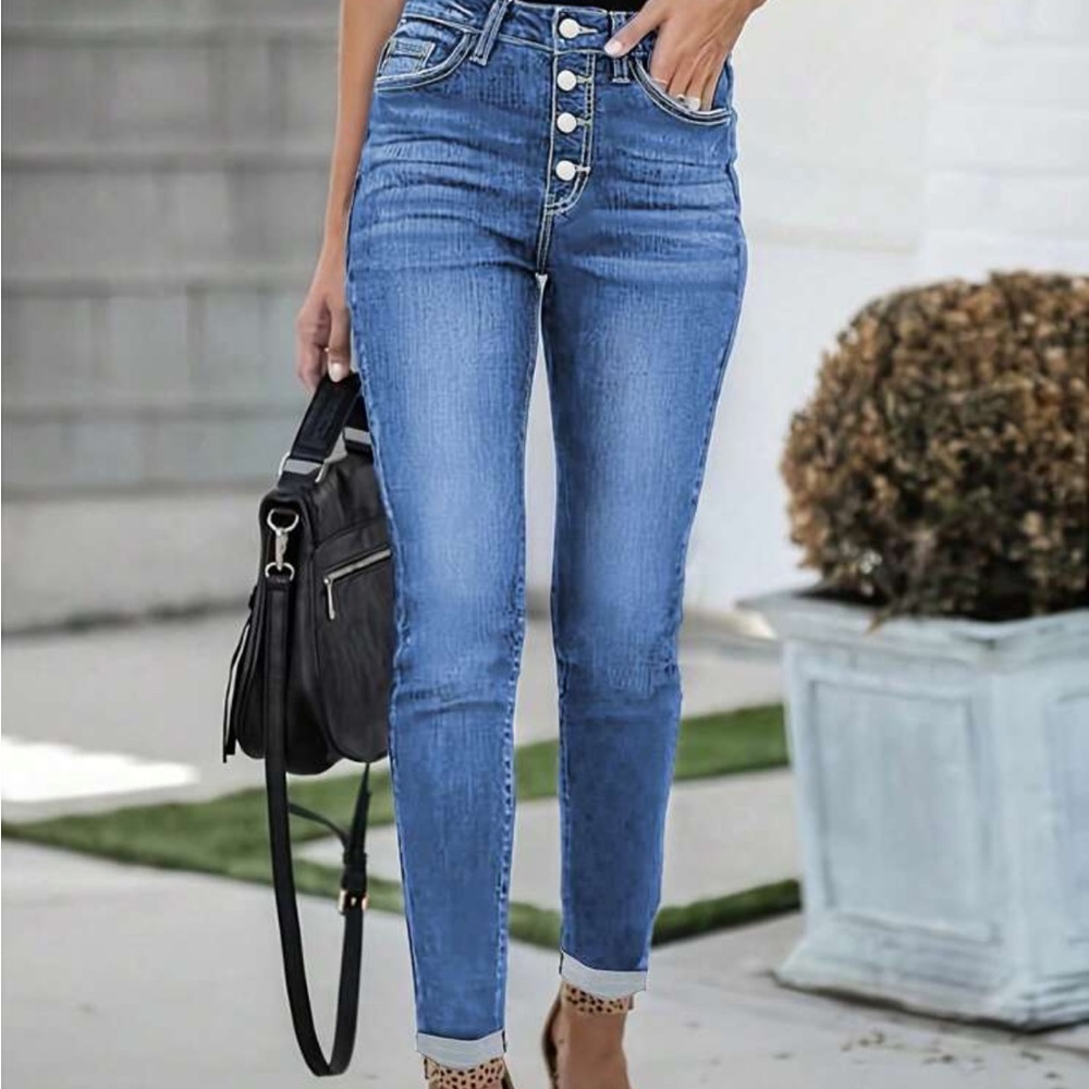 High-Waisted Blue Skinny Jeans